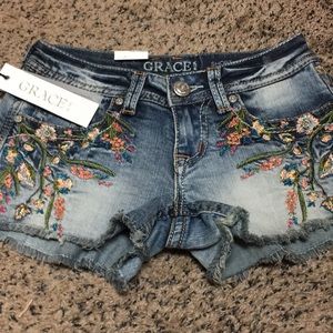 Embroidered shorts
